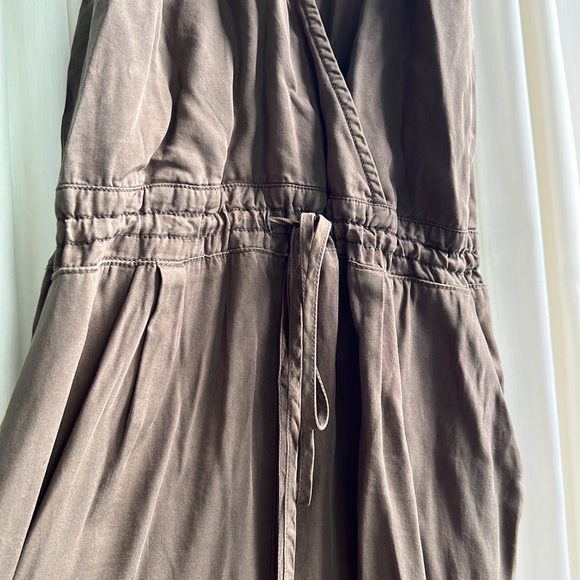 Lovestitch - medium - army green cargo coloured halter jumpsuit - Picture 2 of 5